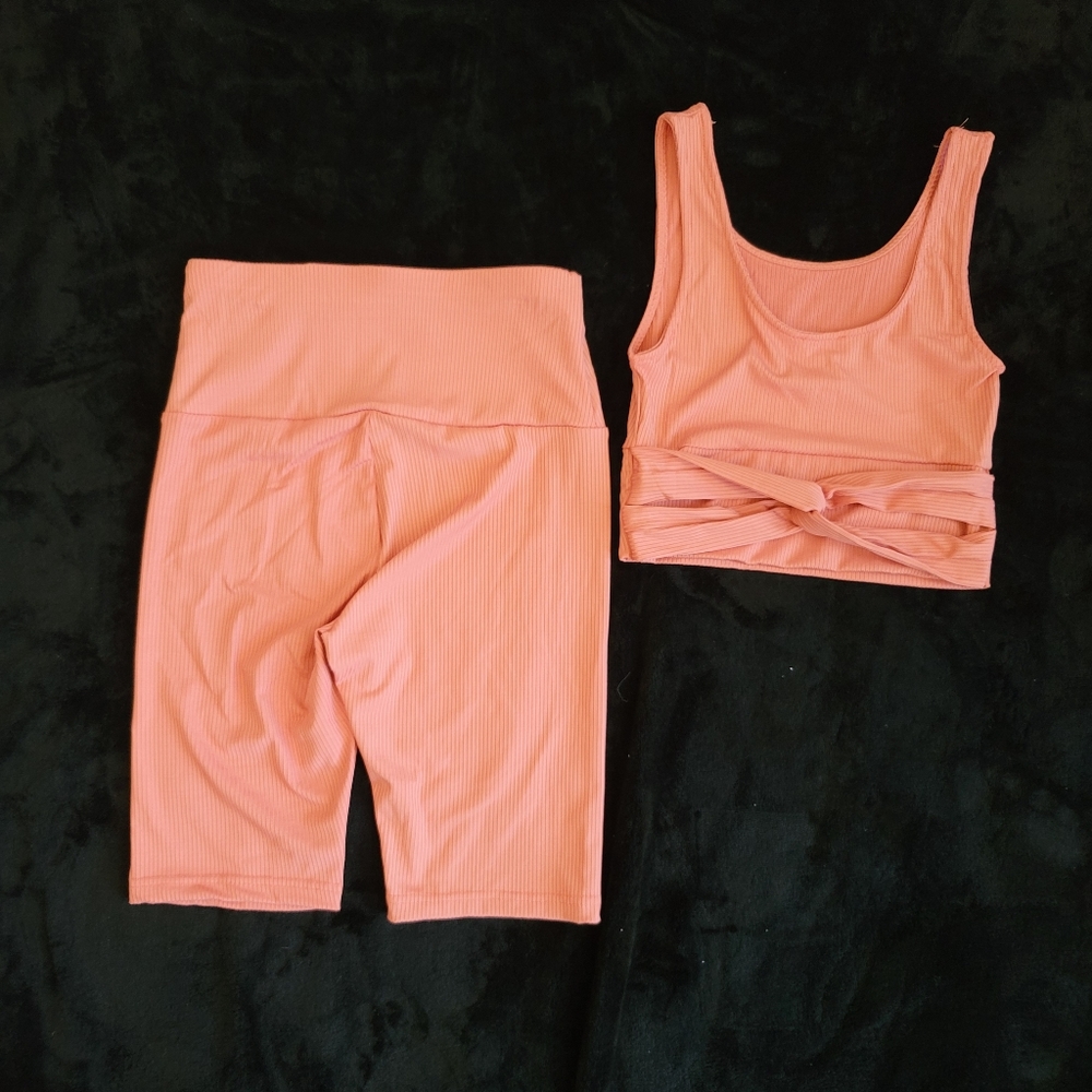 New (no tags) Peach Fashionable Athleisure Workout Gear (S-L)